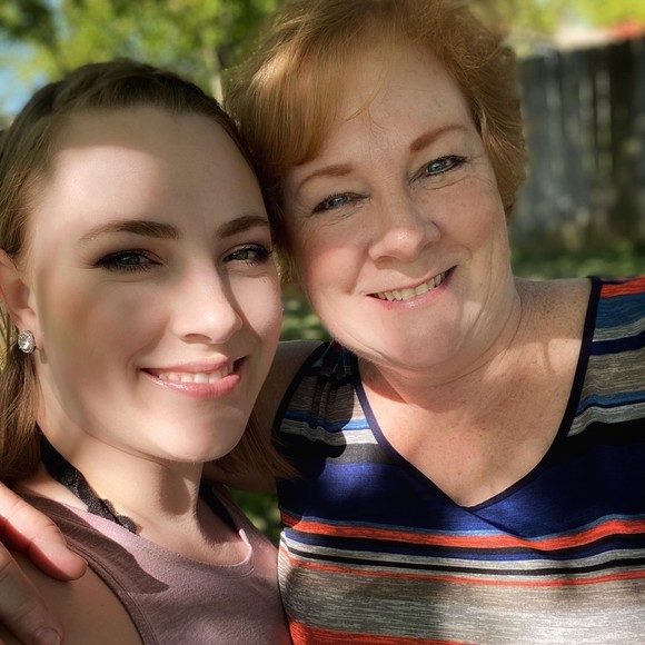 Meet your Posher, Roxanne - Picture 1 of 1